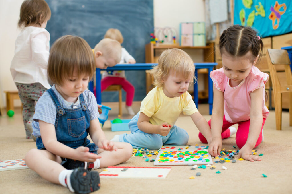 4 Key Factors to Consider Before Choosing a Daycare for Your Child